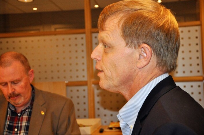 Leder av kontrollutvalget Ola Kvisgaard (H) og sekreteriatsleder Reidar Enger (t.v) slo fast at et enstemmig utvalg ber om gransking der to næringsbyråder må svare. Foto: Arnsten Linstad Leder av kontrollutvalget Ola Kvisgaard (H) og sekreteriatsleder Reidar Enger (t.v) slo fast at et enstemmig utvalg ber om gransking der to næringsbyråder må svare. Foto: Arnsten Linstad