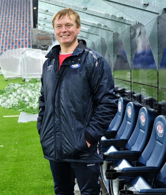 Trener Kjell Gustad var lite fornøyd med de første femten minuttene av kampen. Foto: Christian Boger Trener Kjell Gustad var lite fornøyd med de første femten minuttene av kampen. Foto: Christian Boger