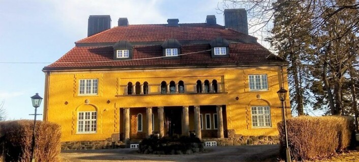 Her, på Fredriksborg, møttes Marcus Thrane og 104 arbeiderdelegater fra hele landet i 1850. Foto: Mondene selskapslokaler Her, på Fredriksborg, møttes Marcus Thrane og 104 arbeiderdelegater fra hele landet i 1850. Foto: Mondene selskapslokaler