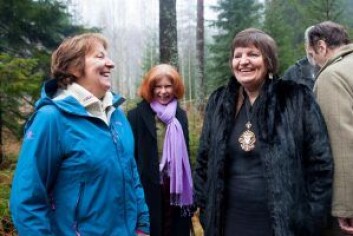 Ordfører Marianne Borgen, den britiske ambassadøren i Norge, Sarah Gillet og tidligere borgermester i Westminister, Christabel Flight, under granfellingen i 2015. Foto: Oslo kommune/Sturlason Ordfører Marianne Borgen, den britiske ambassadøren i Norge, Sarah Gillet og tidligere borgermester i Westminister, Christabel Flight, under granfellingen i 2015. Foto: Oslo kommune/Sturlason
