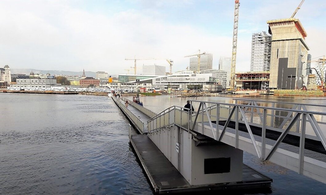 Gangbrua til Sørenga lever på lånt tid, om Oslo havn får viljen sin. Foto: Anders Høilund Gangbrua til Sørenga lever på lånt tid, om Oslo havn får viljen sin. Foto: Anders Høilund