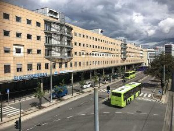 Dagens monstermur - vi mener Oslo bussterminal. Foto: Bjoertvedt Dagens monstermur - vi mener Oslo bussterminal. Foto: Bjoertvedt