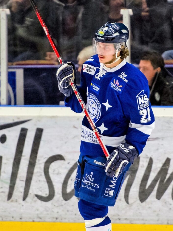 Simon Matsson kommer fra BIK Karlskoga i Allsvenskan for å styrke løperrekka til VIF hockey. På bildet er han kledd i drakten til Leksands IF. Foto: Wikimedia Commons Simon Matsson kommer fra BIK Karlskoga i Allsvenskan for å styrke løperrekka til VIF hockey. På bildet er han kledd i drakten til Leksands IF. Foto: Wikimedia Commons