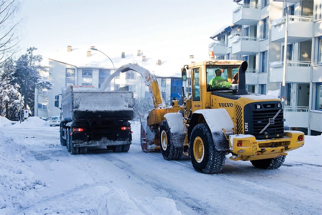Brøytingen i Oslo har aldri vært dårligere, mener skribenten. Foto: Bymiljøetaten Brøytingen i Oslo har aldri vært dårligere, mener skribenten. Foto: Bymiljøetaten