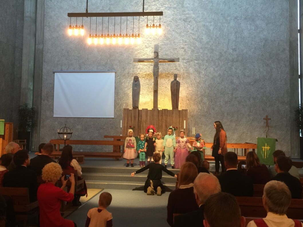 I Sinsen kirke var det karneval og rom for barn denne søndagen. Foto: Kjersti Opstad I Sinsen kirke var det karneval og rom for barn denne søndagen. Foto: Kjersti Opstad