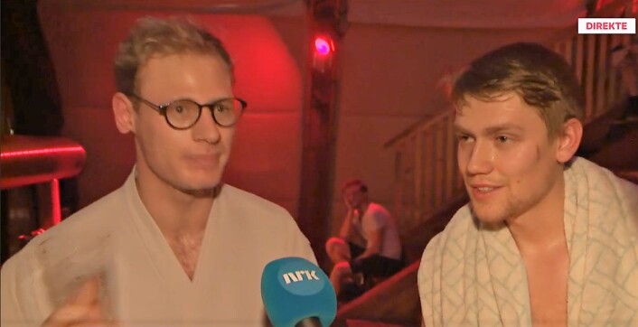 Arkitektstudentene Edvard Glazebrook (t.v) og Stian Fammestad står bak designen på Oslos nye, flytende badstue. Foto: Skjermdump fra NRK Østlandssendingen Arkitektstudentene Edvard Glazebrook (t.v) og Stian Fammestad står bak designen på Oslos nye, flytende badstue. Foto: Skjermdump fra NRK Østlandssendingen