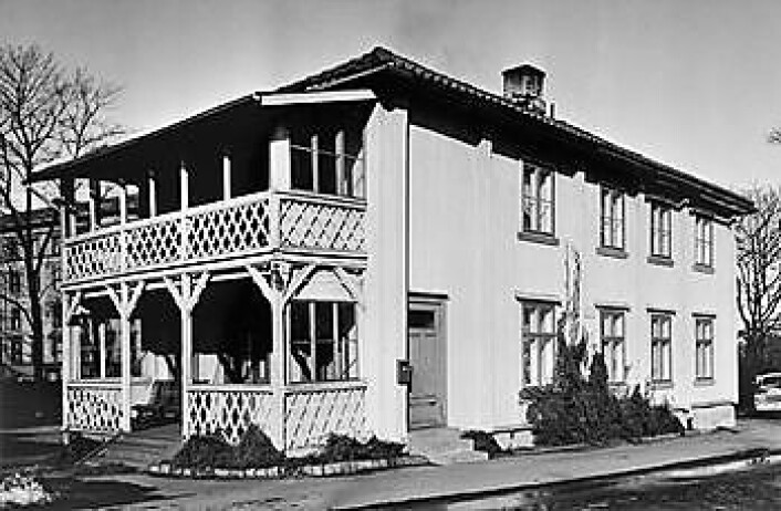 Hovedhuset på Lovisenberg som diakonissene overtok i 1887. Foto: Knut B. Eng/Oslo Museum (1964) Hovedhuset på Lovisenberg som diakonissene overtok i 1887. Foto: Knut B. Eng/Oslo Museum (1964)