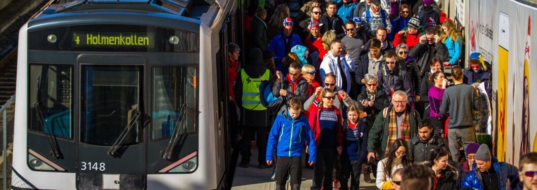 Det oppstod mye problemer da folk skulle hjem fra Holmenkollen lørdag kveld. Illustrasjonsfoto: Holmenkollen Skifestival / flickr.com Det oppstod mye problemer da folk skulle hjem fra Holmenkollen lørdag kveld. Illustrasjonsfoto: Holmenkollen Skifestival / flickr.com