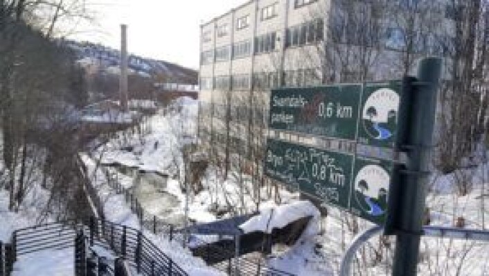 Svartdalsparken 0,6 km, står det. Da må området sikres mot ras og sperrene fjernes først. Foto: Tarjei Kidd Olsen Svartdalsparken 0,6 km, står det. Da må området sikres mot ras og sperrene fjernes først. Foto: Tarjei Kidd Olsen