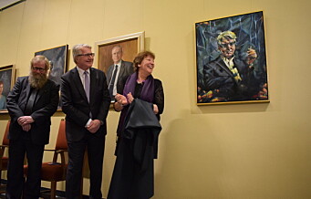 Fabian Stang, Oslos ordfører gjennom åtte år, har fått sitt portrett på veggen i ordførergangen i Rådhuset