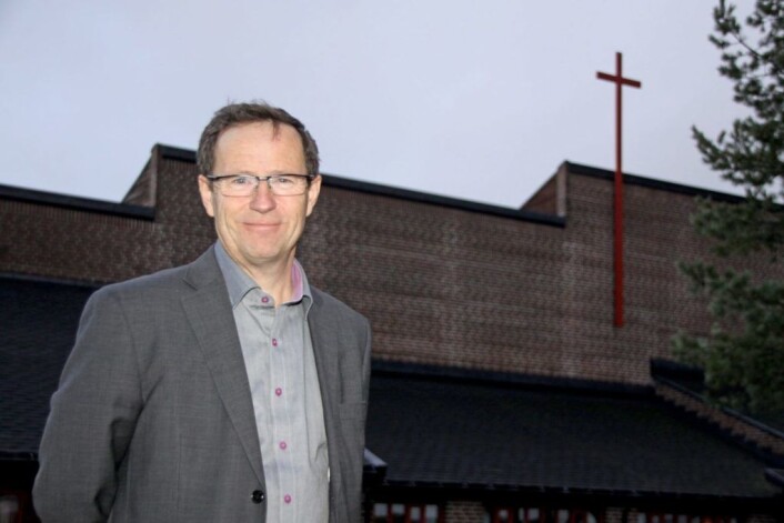 Oslos kirkeverge Robert Wright forstår at det kan komme sterke reaksjoner på forslaget om å legge ned ni kirker i Oslo. Men det må spares inn 10 millioner rkoner, sier den tidligere KrF-politikeren. Foto: Den norske Kirke Oslos kirkeverge Robert Wright forstår at det kan komme sterke reaksjoner på forslaget om å legge ned ni kirker i Oslo. Men det må spares inn 10 millioner rkoner, sier den tidligere KrF-politikeren. Foto: Den norske Kirke