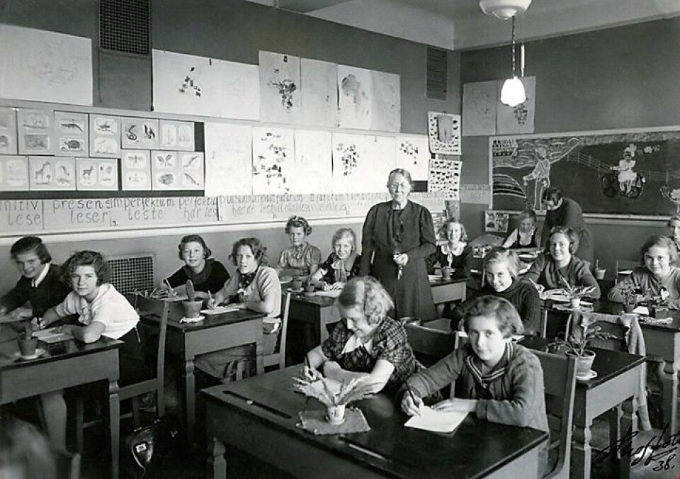 Anna Sethne var pedagog og banebryter for nye pedagogiske metoder i grunnskolen. Sethne var overlærer ved Sagene skole mellom 1919 og 1938.