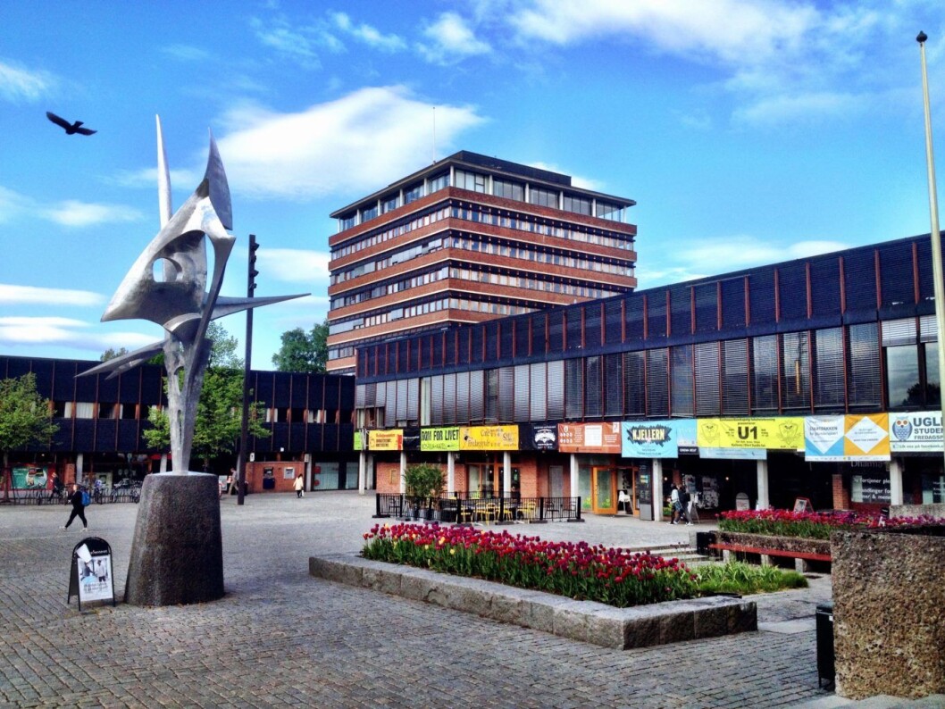 Her passerer daglig mange av studentene ved Universitetet i Oslo. Foto: NTL Universitetet i Oslo Her passerer daglig mange av studentene ved Universitetet i Oslo. Foto: NTL Universitetet i Oslo