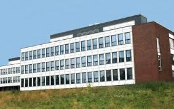 � Ikke uvanlig at elever låner ansattes pc, mener rektor David Dunlop ved Ulsrud videregående skole. Foto: Wikimedia Commons � Ikke uvanlig at elever låner ansattes pc, mener rektor David Dunlop ved Ulsrud videregående skole. Foto: Wikimedia Commons