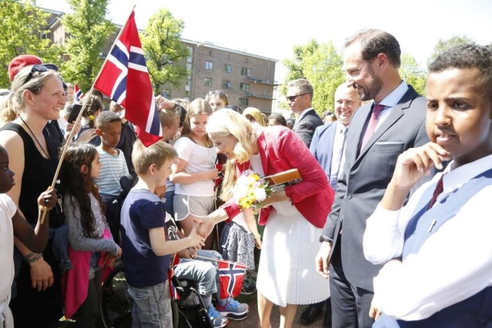 Bydel Sagene arrangerte folkefest på Haarklos plass da kronprinsparet kom på besøk. Foto: Eivor Eriksen Bydel Sagene arrangerte folkefest på Haarklos plass da kronprinsparet kom på besøk. Foto: Eivor Eriksen
