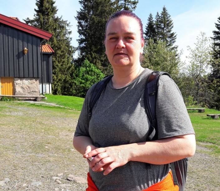 Hilde Austrheim bruker naturen til å stresse seg ned. Foto: Anders Høilund Hilde Austrheim bruker naturen til å stresse seg ned. Foto: Anders Høilund