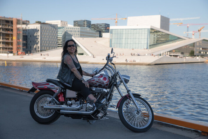 Alle i motorsykkelmiljøet kjenner henne som Bekka. President i Mensen MC Oslo. Foto: Anna Carlsson Alle i motorsykkelmiljøet kjenner henne som Bekka. President i Mensen MC Oslo. Foto: Anna Carlsson