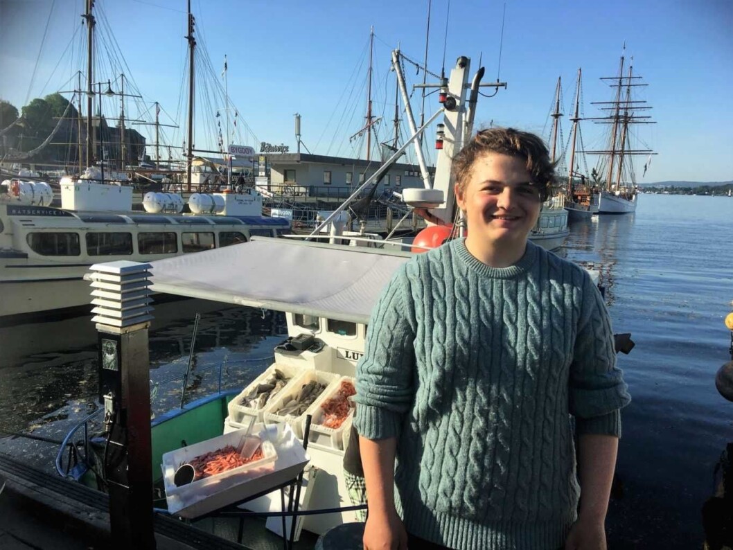 Theo (15) går i niende klasse og har akkurat hatt arbeidsuka på en fiskebåt. Foto: Amalie Aune Bjerkem Theo (15) går i niende klasse og har akkurat hatt arbeidsuka på en fiskebåt. Foto: Amalie Aune Bjerkem