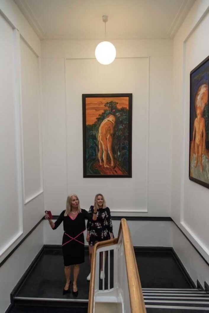 Ann Kristin Norum, leder av Stiftelsen Kulturstedet (t.v.), og Camilla Storvollen, kommunikasjonsansvarlig samme sted. Foto: Manon van Goethem Ann Kristin Norum, leder av Stiftelsen Kulturstedet (t.v.), og Camilla Storvollen, kommunikasjonsansvarlig samme sted. Foto: Manon van Goethem