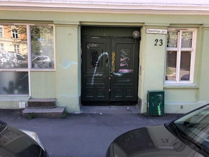 Slik blir det seende ut når det har gått en et par uker siden beboerne har fjernet taggingen sist. Foto: Stian Maurveg Slik blir det seende ut når det har gått en et par uker siden beboerne har fjernet taggingen sist. Foto: Stian Maurveg