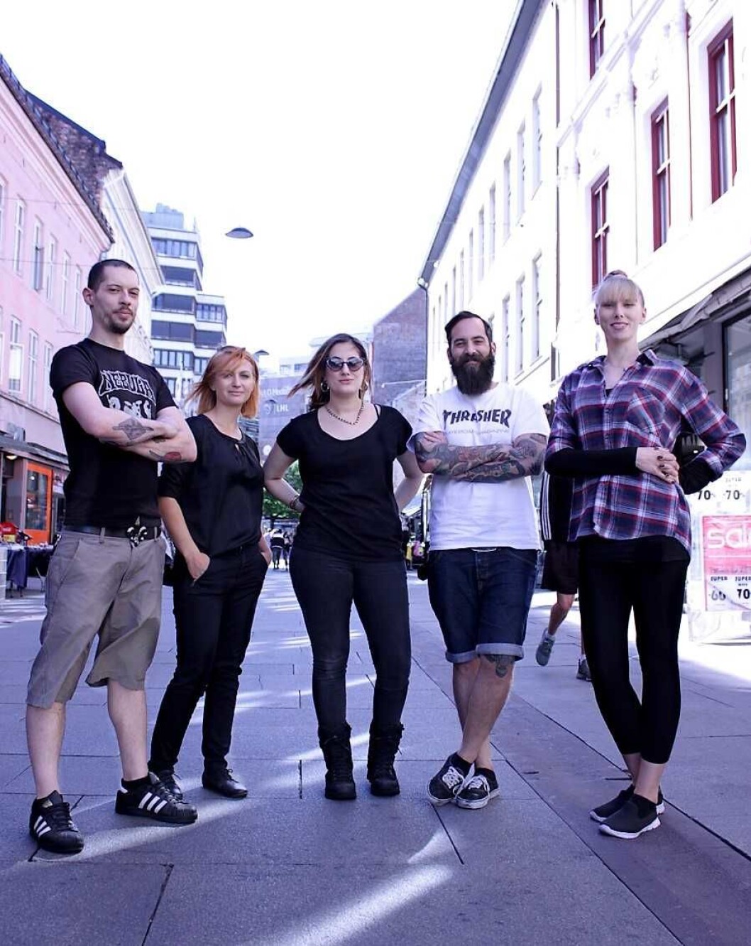 � Brugata er ikke så farlig som folk tror, sier menneskene bak nye Brewgata. Fra venstre; Georgios Apostoplopoulos, Natalija Michailova-Pak, Eugenia Bucciol, Kyros Malamidios og Runa Curtin. Foto: Brewgata � Brugata er ikke så farlig som folk tror, sier menneskene bak nye Brewgata. Fra venstre; Georgios Apostoplopoulos, Natalija Michailova-Pak, Eugenia Bucciol, Kyros Malamidios og Runa Curtin. Foto: Brewgata