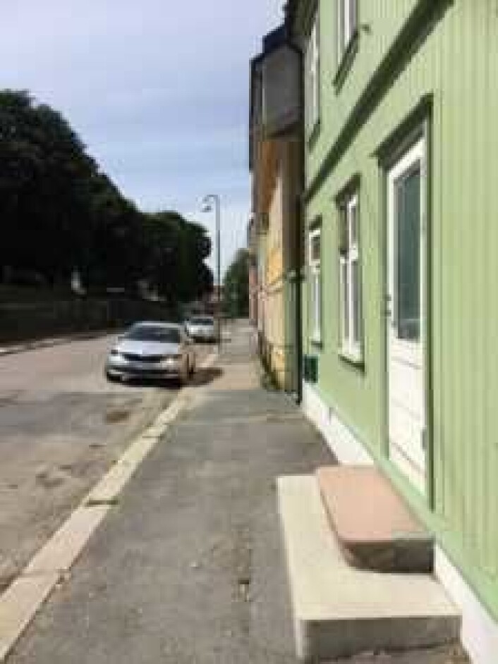 Danmarks gate på Vålerenga. Kirka ligger i parken rett over gata. Foto: Kjersti Opstad Danmarks gate på Vålerenga. Kirka ligger i parken rett over gata. Foto: Kjersti Opstad
