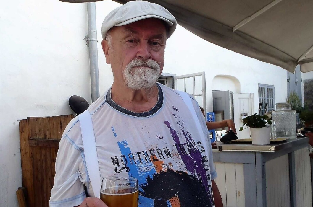 Per Olav Reinton fortalte om Middelalderbyen og flyttingen til Christiania i sommervarme Gamlebyen. Foto: Anders Høilund Per Olav Reinton fortalte om Middelalderbyen og flyttingen til Christiania i sommervarme Gamlebyen. Foto: Anders Høilund