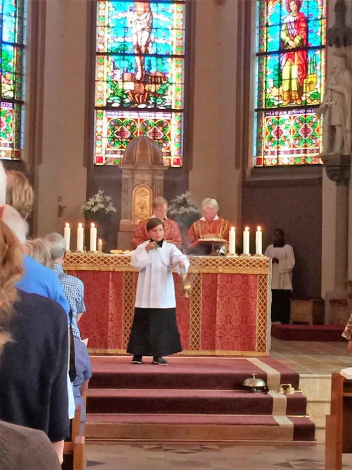 I en katolsk messe deltar også barn aktivt. Foto: Kjersti Opstad I en katolsk messe deltar også barn aktivt. Foto: Kjersti Opstad
