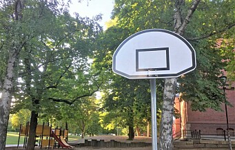 Kommunen snur om basketkurvene: Byråd Kjetil Lund instruerte i dag Undervisningsbygg om at basketkurvene ikke skal ned om sommeren