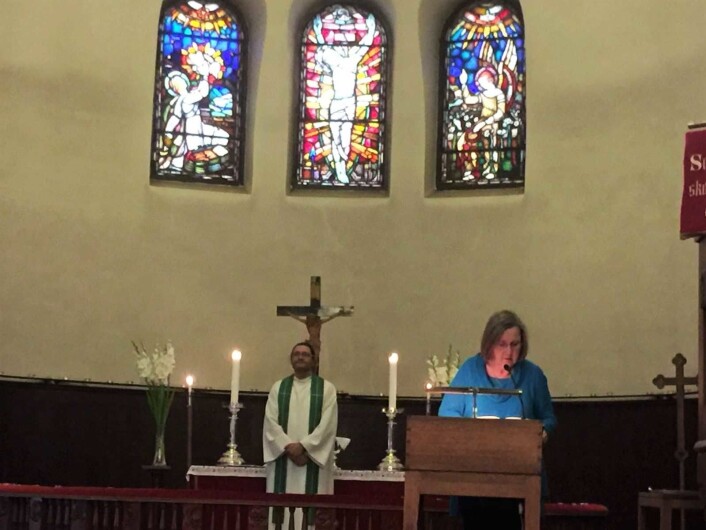 I dag sliter den norske kirken med rekrutteringen. Til frivillig arbeid, til sangen, til alt. Noen kalles likevel til å være med å bære kirke. Foto: Kjersti Opstad I dag sliter den norske kirken med rekrutteringen. Til frivillig arbeid, til sangen, til alt. Noen kalles likevel til å være med å bære kirke. Foto: Kjersti Opstad
