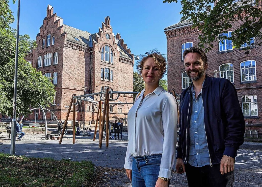 Liv Guneriussen og Stian Schjelderup sto i spissen for en svært vellykket skolegårdaksjon ved Lakkegata skole. Foto: Støtteaksjonen for utvidelse av Lakkegata skolegård Liv Guneriussen og Stian Schjelderup sto i spissen for en svært vellykket skolegårdaksjon ved Lakkegata skole. Foto: Støtteaksjonen for utvidelse av Lakkegata skolegård