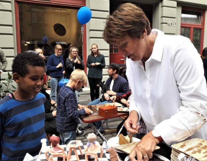 Sjakk har blitt populært blant barn, men kake er heller ikke å forakte. Foto: Anders Høilund Sjakk har blitt populært blant barn, men kake er heller ikke å forakte. Foto: Anders Høilund