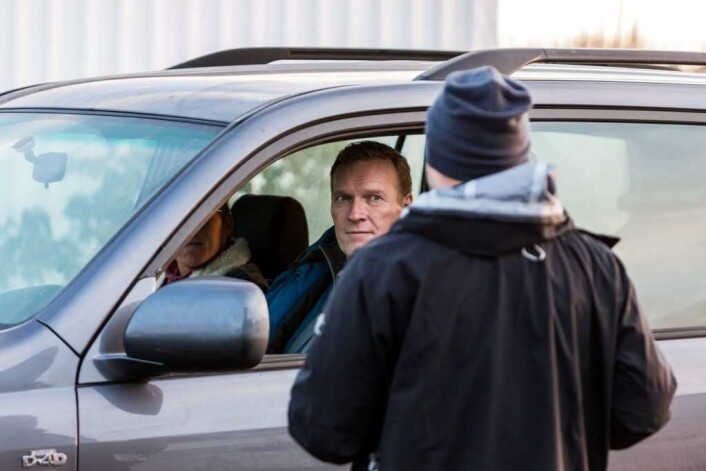 Sven Nordin i rollen som William Wisting under en av de første innspillingsdagene i Larvik på starten av året. Foto: Cinenord Sven Nordin i rollen som William Wisting under en av de første innspillingsdagene i Larvik på starten av året. Foto: Cinenord