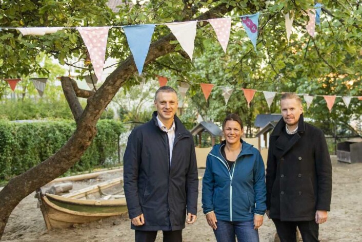 Kjetil Lund (f.v), Kristin Hoen og Ola Bertnes Strømme. Enhetsleder Strømme gleder seg over satsingen i bydelen. Foto: Morten Lauveng Jørgensen Kjetil Lund (f.v), Kristin Hoen og Ola Bertnes Strømme. Enhetsleder Strømme gleder seg over satsingen i bydelen. Foto: Morten Lauveng Jørgensen