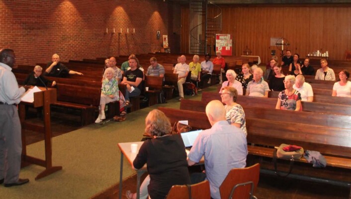 Lilleborg kirke står på listen over kirker som risikerer å bli leid ut. Her fra et folkemøte i menigheten i vår der sognebarna ble informert. Foto: Hans M. Borge Lilleborg kirke står på listen over kirker som risikerer å bli leid ut. Her fra et folkemøte i menigheten i vår der sognebarna ble informert. Foto: Hans M. Borge
