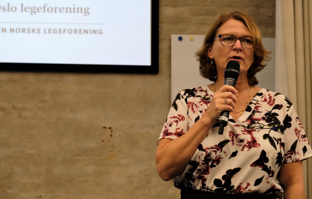 Leder av Legeforeningen i Oslo, Kristin Hovland, mener fakkeltog sterkere protester trengs mot nedleggelsen av Ullevål sykehus. Foto: Christian Boger Leder av Legeforeningen i Oslo, Kristin Hovland, mener fakkeltog sterkere protester trengs mot nedleggelsen av Ullevål sykehus. Foto: Christian Boger