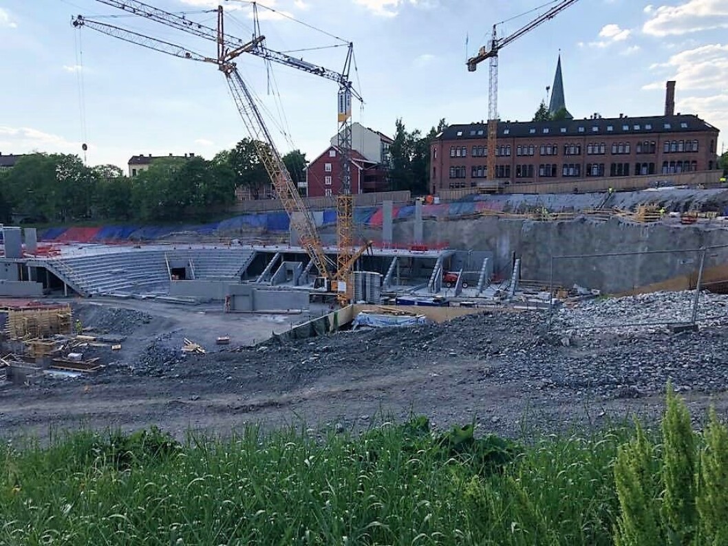 Nye Jordal Amfi er vel to år forsinket og vil stå ferdig 20. mai i 2020 melder nå kultur- og idrettsbygg. Foto: Tor Arild Hansen Nye Jordal Amfi er vel to år forsinket og vil stå ferdig 20. mai i 2020 melder nå kultur- og idrettsbygg. Foto: Tor Arild Hansen