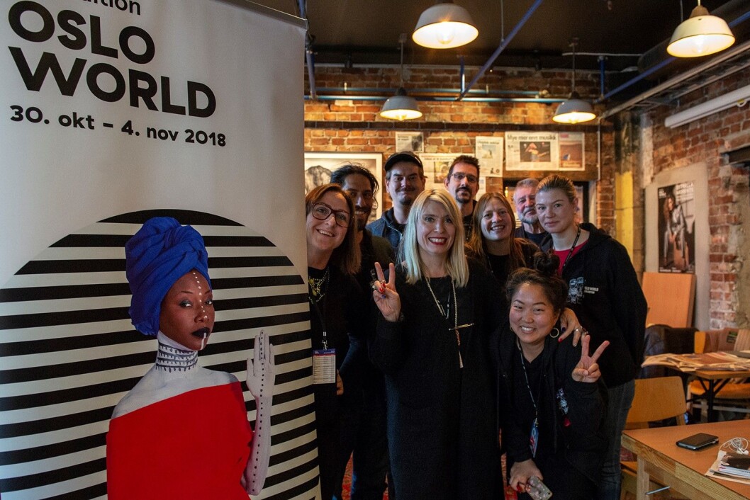 Oslo World fyller 25 år. Her er gjengen som organiserer festivalen. Foto: Morten Lauveng Jørgensen Oslo World fyller 25 år. Her er gjengen som organiserer festivalen. Foto: Morten Lauveng Jørgensen