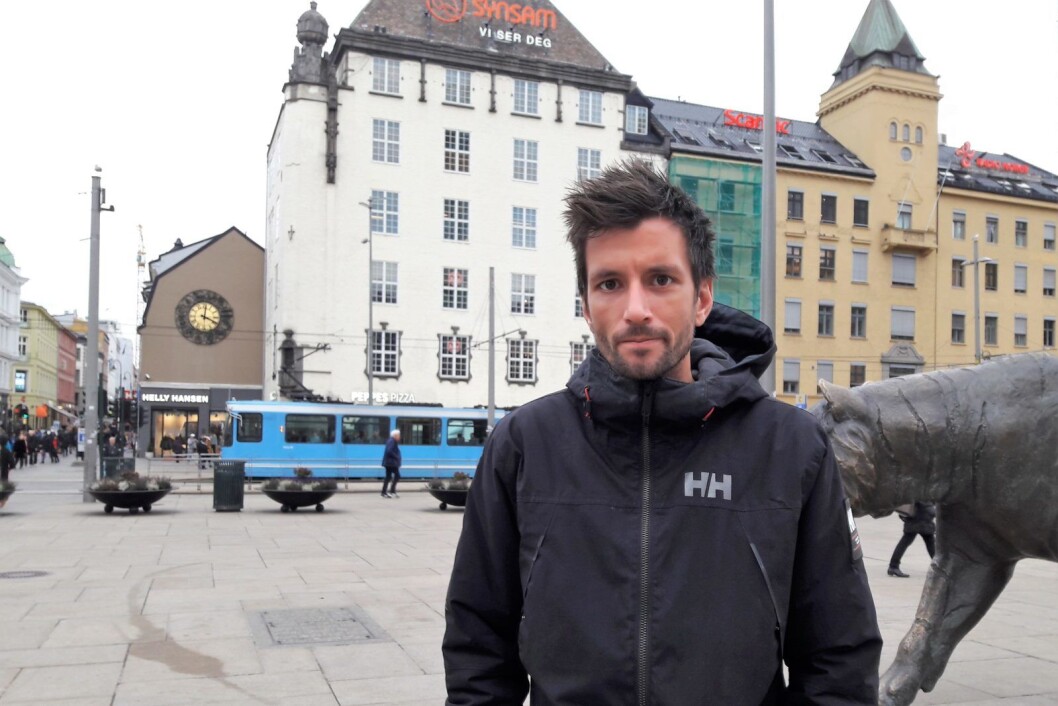 Kenneth Kilde er en av 20 beboere i Louises gate 30 som må finne seg en ny jobb etter nyttår. Et nytt sted å bo trenger han også innen ett år. Foto: Anders Høilund Kenneth Kilde er en av 20 beboere i Louises gate 30 som må finne seg en ny jobb etter nyttår. Et nytt sted å bo trenger han også innen ett år. Foto: Anders Høilund