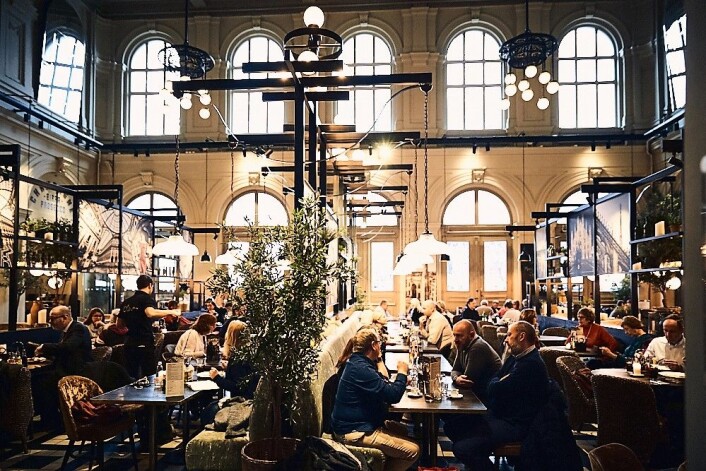 Skal du ut og reise med tog, kan Olivia i Østbanehallen være et naturlig stoppested. Foto: Kristin Svanæs-Soot Skal du ut og reise med tog, kan Olivia i Østbanehallen være et naturlig stoppested. Foto: Kristin Svanæs-Soot