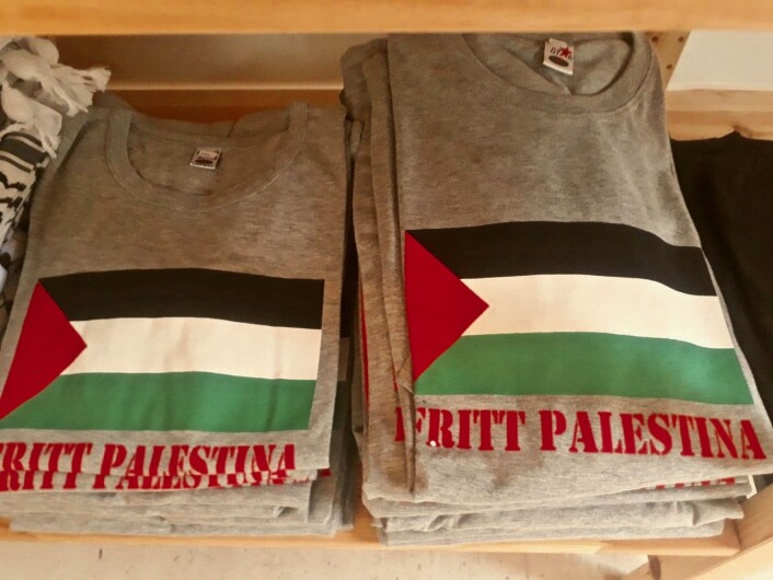 T-skjorter for et fritt Palestina. Foto: Emilie Pascale T-skjorter for et fritt Palestina. Foto: Emilie Pascale
