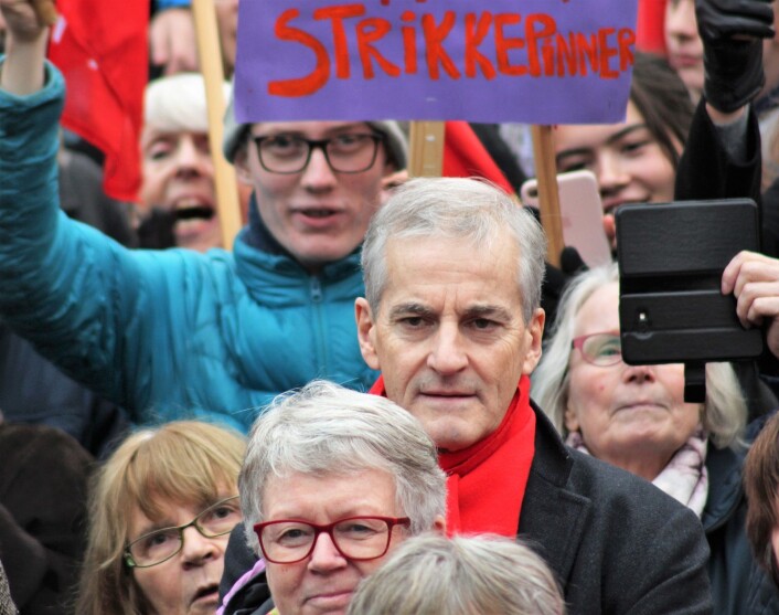 APs leder Jonas Gahr Støre demonstrerte til forsvar for abortloven. Foto: André Kjernsli APs leder Jonas Gahr Støre demonstrerte til forsvar for abortloven. Foto: André Kjernsli