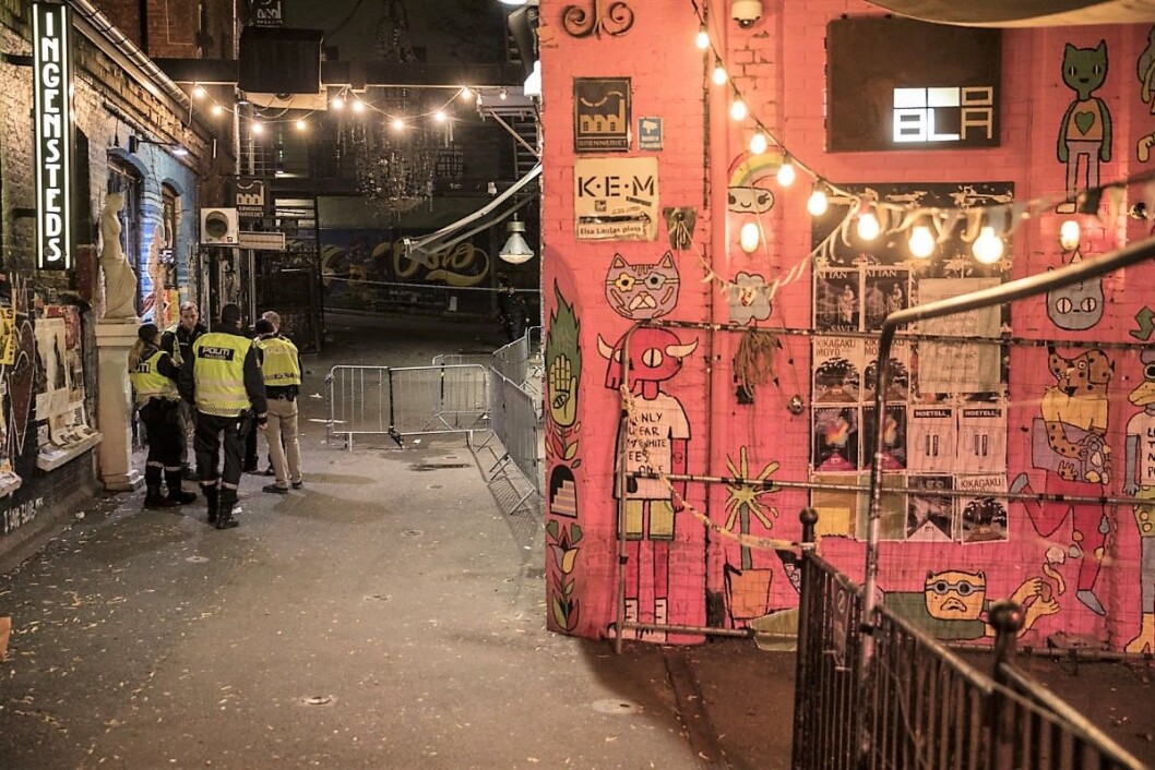 En 18-åring er pågrepet etter knivstikkingen på utestedet Blå natt til søndag. Vedkommende framstilles for varetektsfengsling tirsdag. Foto: Vidar Ruud / NTB scanpix En 18-åring er pågrepet etter knivstikkingen på utestedet Blå natt til søndag. Vedkommende framstilles for varetektsfengsling tirsdag. Foto: Vidar Ruud / NTB scanpix