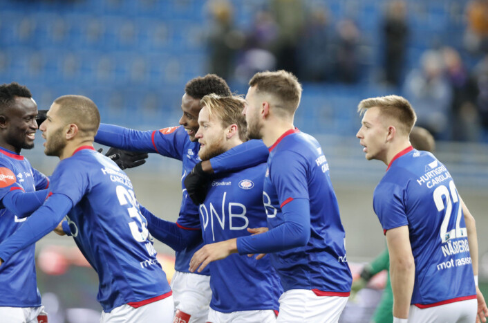 Jublende Vålerenga-spillere etter Finnes første scoring mot Ranhiem. Slike scener må Klanen se mye oftere neste år hvis Enga skal ha håp om noe bedre enn en sjetteplass i 2019. Foto: Terje Bendiksby / NTB scanpix Jublende Vålerenga-spillere etter Finnes første scoring mot Ranhiem. Slike scener må Klanen se mye oftere neste år hvis Enga skal ha håp om noe bedre enn en sjetteplass i 2019. Foto: Terje Bendiksby / NTB scanpix