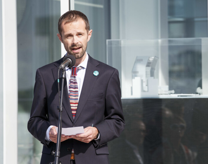 Daværende kulturbyråd Hallstein Bjercke (V) tok det første spadetaket for det nye Munchmuseet i Bjørvika rett før valget i 2015. Valget vant de rødgrønne og Bjercke gikk tilbake til bystyret. Foto: Gorm Kallestad / NTB scanpix Daværende kulturbyråd Hallstein Bjercke (V) tok det første spadetaket for det nye Munchmuseet i Bjørvika rett før valget i 2015. Valget vant de rødgrønne og Bjercke gikk tilbake til bystyret. Foto: Gorm Kallestad / NTB scanpix
