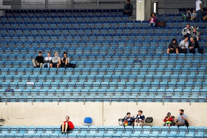 Stadig færre tar turen for å se Eliteserien i fotball. Under årets sesong sank det totale tilskuerantallet med vel 200.000. Illustrasjonsfoto: Carina Johansen / NTB scanpix Stadig færre tar turen for å se Eliteserien i fotball. Under årets sesong sank det totale tilskuerantallet med vel 200.000. Illustrasjonsfoto: Carina Johansen / NTB scanpix