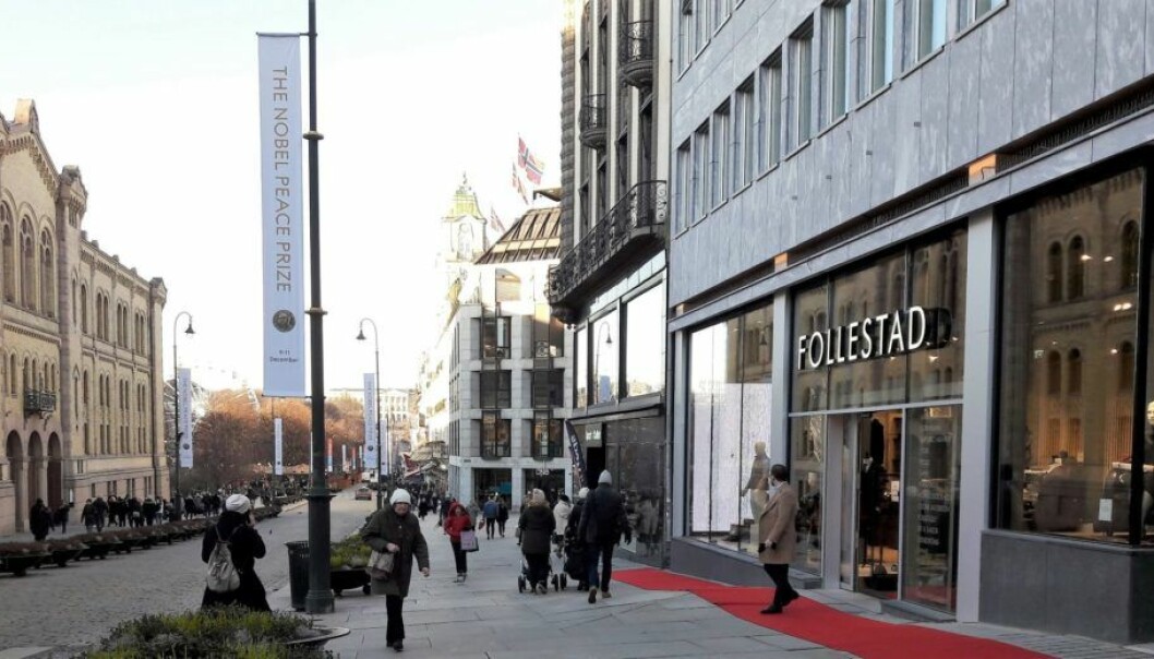 Follestads nye forretning i Karl Johans gate retter seg mer inn etter turister enn forretningen i Kongens gate.