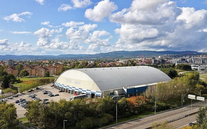 Kunstgresset i Vallhall Arena tålte ikke å bli vannet gjennom sesongoppkjøringen til Vålerenga Fotball forrige vinter. Foto: Kjetil Ree / Wikimedia Commons Kunstgresset i Vallhall Arena tålte ikke å bli vannet gjennom sesongoppkjøringen til Vålerenga Fotball forrige vinter. Foto: Kjetil Ree / Wikimedia Commons