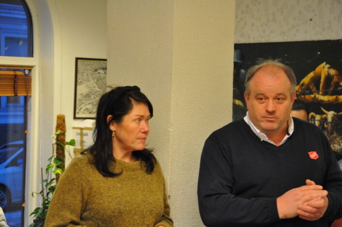 � Vi er takknemlige for at Rødt sto på for oss i budsjett-forhandlingene med Ap, SV og MDG, sier Frode Woldsund i Frelsesarmeen. Til venstre står daglig leder ved Jobben i Arups gate, Jorunn Mathisen. Foto: Arnsten Linstad � Vi er takknemlige for at Rødt sto på for oss i budsjett-forhandlingene med Ap, SV og MDG, sier Frode Woldsund i Frelsesarmeen. Til venstre står daglig leder ved Jobben i Arups gate, Jorunn Mathisen. Foto: Arnsten Linstad