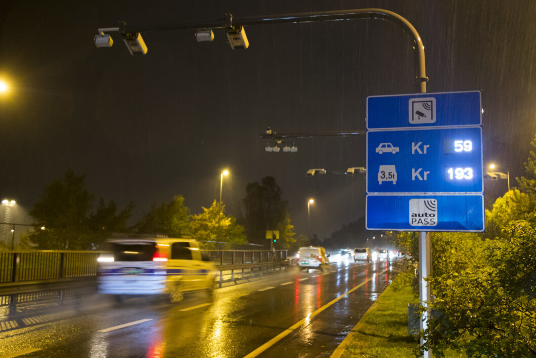 I oktober 2017 ble det markant dyrere å kjøre inn til hovedstaden i rushtiden. To år senere, i juni 2019, innføres en ny indre bomring med 53 bommer i Oslo. Foto: Heiko Junge / NTB scanpix I oktober 2017 ble det markant dyrere å kjøre inn til hovedstaden i rushtiden. To år senere, i juni 2019, innføres en ny indre bomring med 53 bommer i Oslo. Foto: Heiko Junge / NTB scanpix